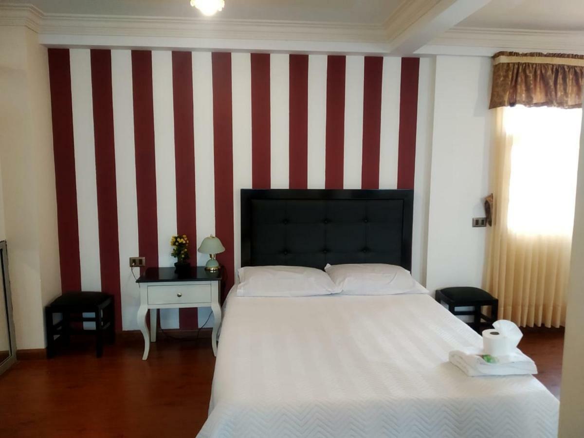 Hotel Maison Fiori โกชาบัมบา ภายนอก รูปภาพ