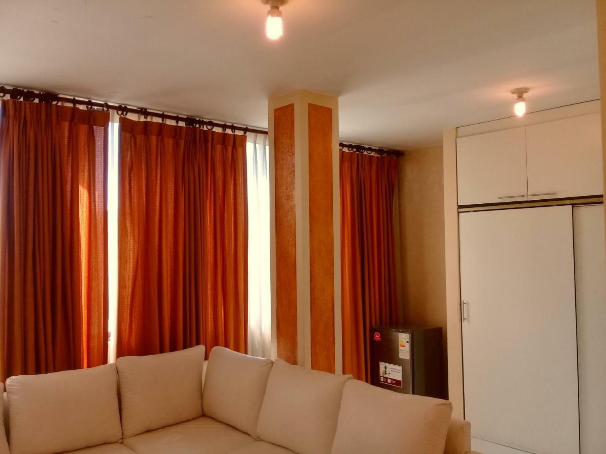 Hotel Maison Fiori โกชาบัมบา ภายนอก รูปภาพ